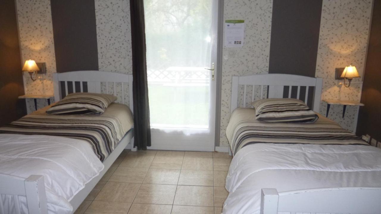 Favières Les Garennes B&B 외부 사진